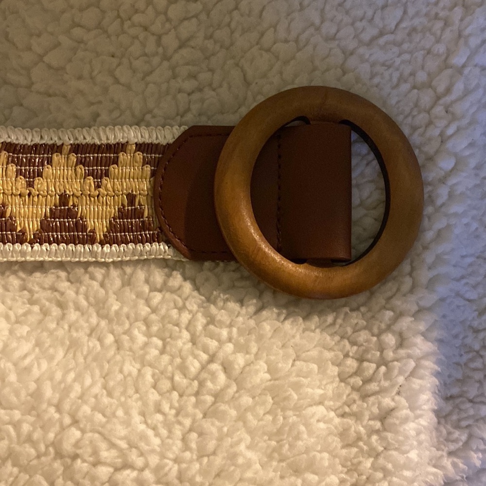Brown and white adjustable belt